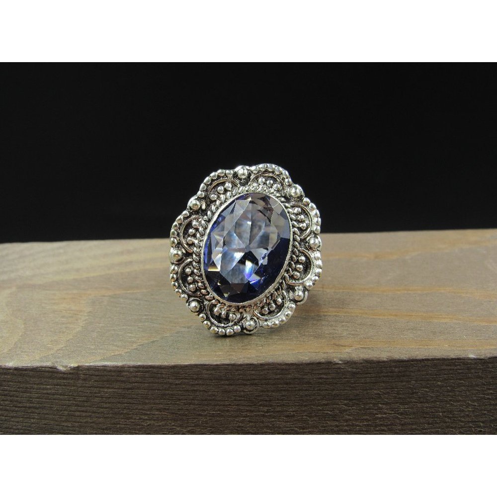 Size 7 Sterling Silver Fancy Large Purple Glass Gemstone Band Ring Vintage